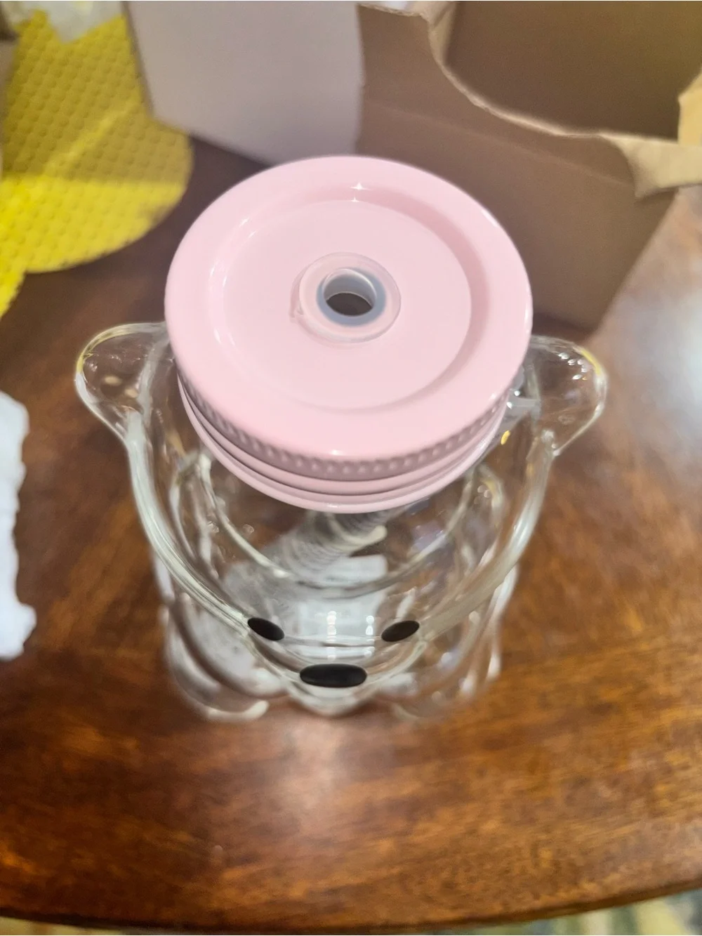 STARBUCKS NEW PINK BEARISTA GLASS CUP 2026